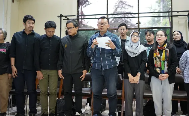 (Konferensi pers organisasi masyarakat sipil pada 29 Agustus 2025/ Foto: Yayasan Lembaga Bantuan Hukum Indonesia atau YLBHI)