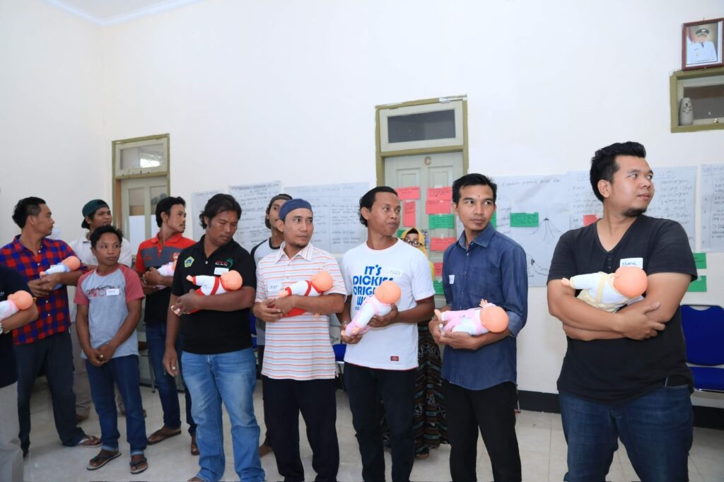 (Pelatihan AyahASI Indonesia yang melibatkan para ayah dari berbagai wilayah di Indonesia. Dok: Pribadi)